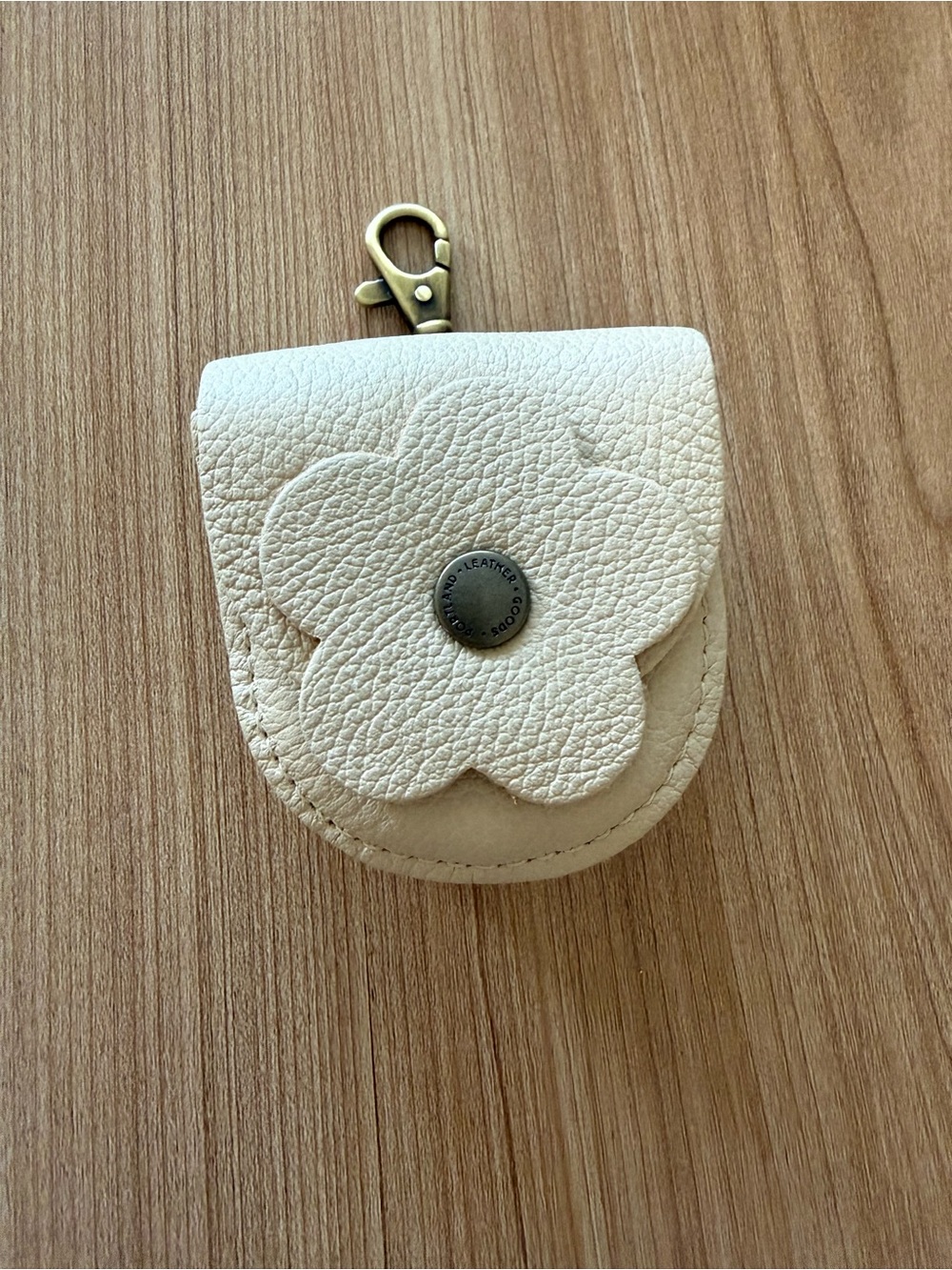 Portland Leather Pebbled Bone Premium Petunia Pouch- Genuine Leather - NWT